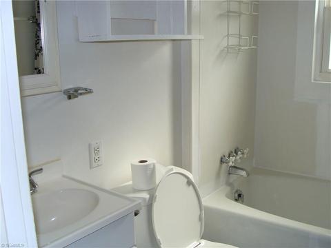 111 Honey Tree Ln, Traphill, NC 28685 photo 24