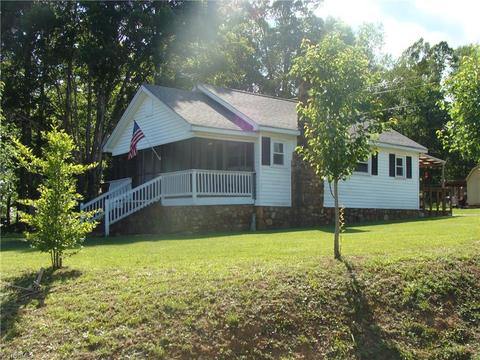 111 Honey Tree Ln, Traphill, NC 28685 photo 30