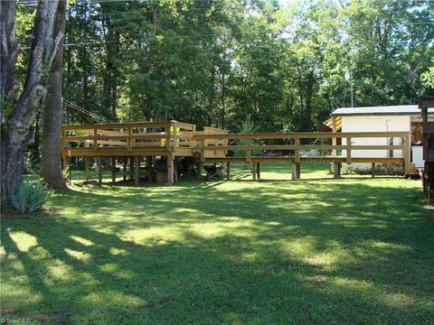 111 Honey Tree Ln, Traphill, NC 28685 photo 5
