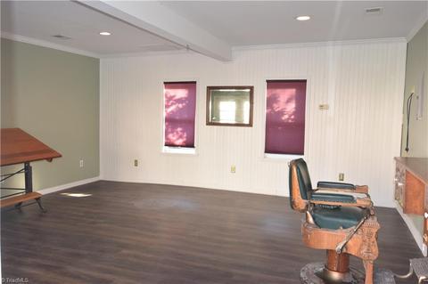 604 W Main St, Pilot Mountain, NC 27041 photo 20