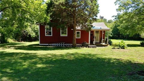 1402 E Meadow Rd, Eden, NC 27288 photo 19