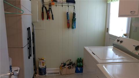 1402 E Meadow Rd, Eden, NC 27288 photo 15