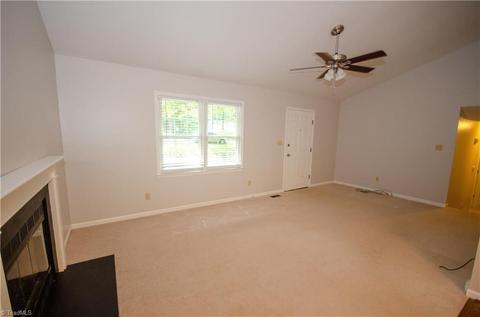 607 John St, Eden, NC 27288 photo 5