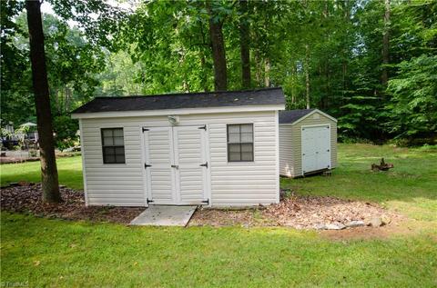 607 John St, Eden, NC 27288 photo 21
