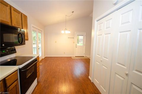 607 John St, Eden, NC 27288 photo 12