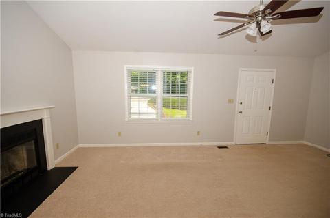 607 John St, Eden, NC 27288 photo 6