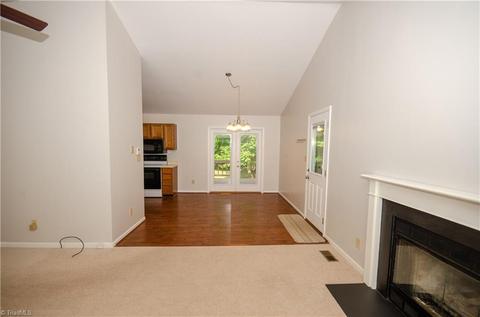 607 John St, Eden, NC 27288 photo 7