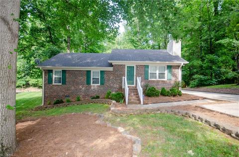 607 John St, Eden, NC 27288 photo 1