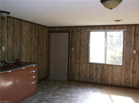 1957 Wright Rd, Lexington, NC 27292 photo 11