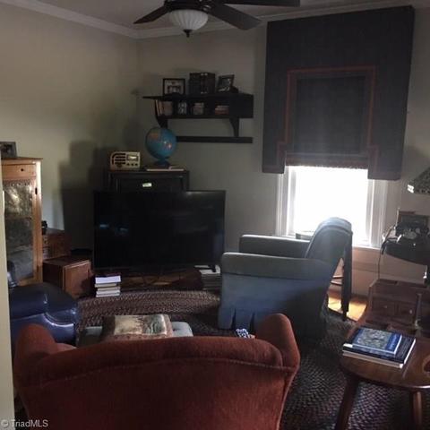 403 W Main St, Pilot Mountain, NC 27041 photo 18