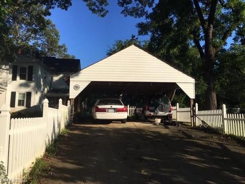 403 W Main St, Pilot Mountain, NC 27041 photo 5