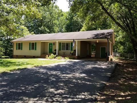137 Jotish Dr, Pinnacle, NC 27043 photo 1