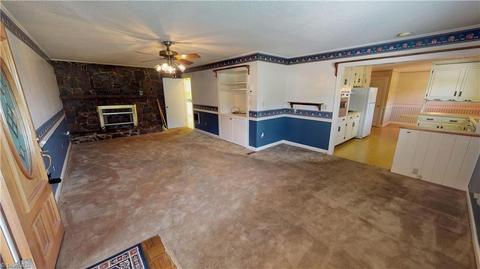 209 Mike St, Dobson, NC 27017 photo 8