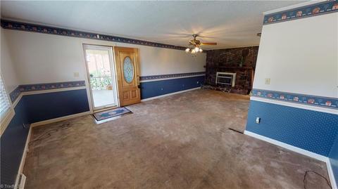 209 Mike St, Dobson, NC 27017 photo 7