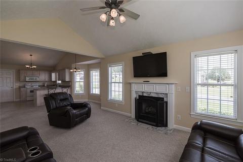 102 Delta Ct, Archdale, NC 27263 photo 17