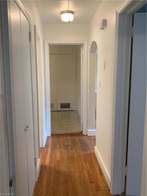 404 Rockspring Rd, High Point, NC 27262 photo 12