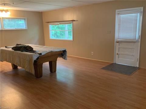 404 Rockspring Rd, High Point, NC 27262 photo 8