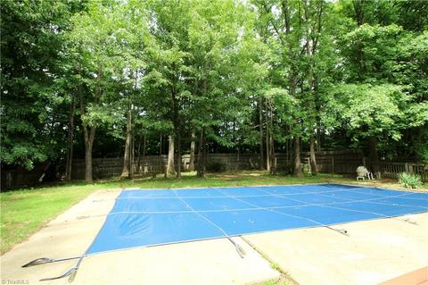 2107 Wickham Ave, High Point, NC 27265 photo 14