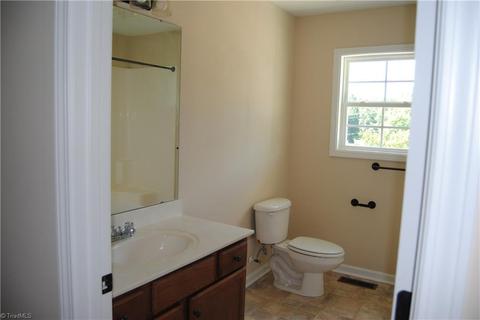4632 Colonial Cir, Trinity, NC 27370 photo 4
