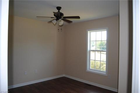 4632 Colonial Cir, Trinity, NC 27370 photo 3
