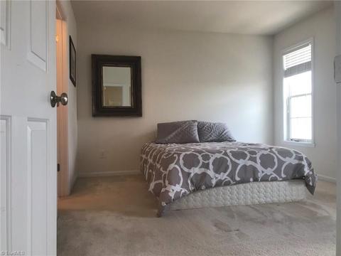 659 Chas Ct, High Point, NC 27265 photo 13