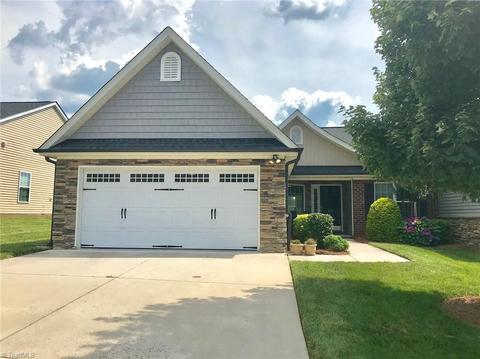 659 Chas Ct, High Point, NC 27265 photo 1