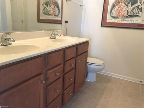 659 Chas Ct, High Point, NC 27265 photo 18