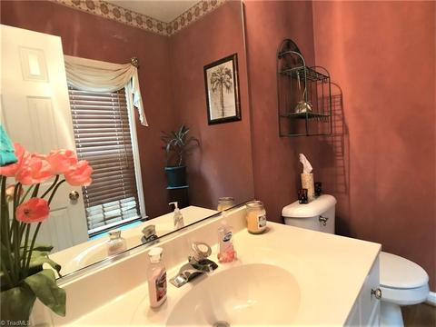 3625 Single Leaf Ct, High Point, NC 27265 photo 18