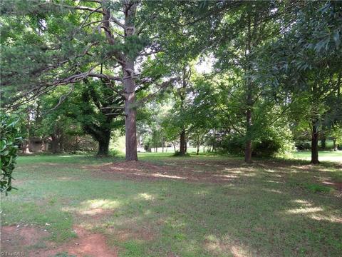 2735 Farmbrook Rd, Winston Salem, NC 27103 photo 28
