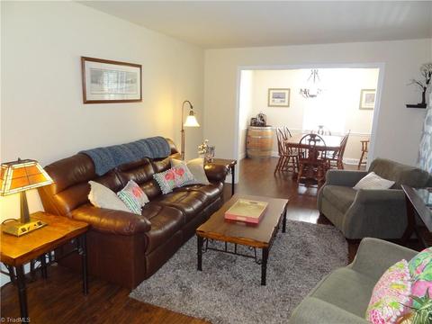 2735 Farmbrook Rd, Winston Salem, NC 27103 photo 6