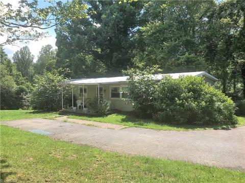 1490 Bald Hill Loop, Madison, NC 27025 photo 1