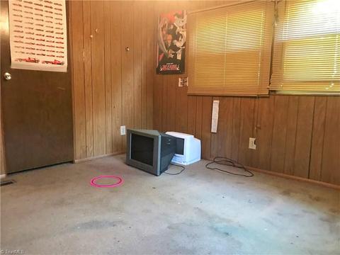 1490 Bald Hill Loop, Madison, NC 27025 photo 8