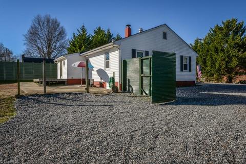 1818 Johnson St, High Point, NC 27262 photo 3