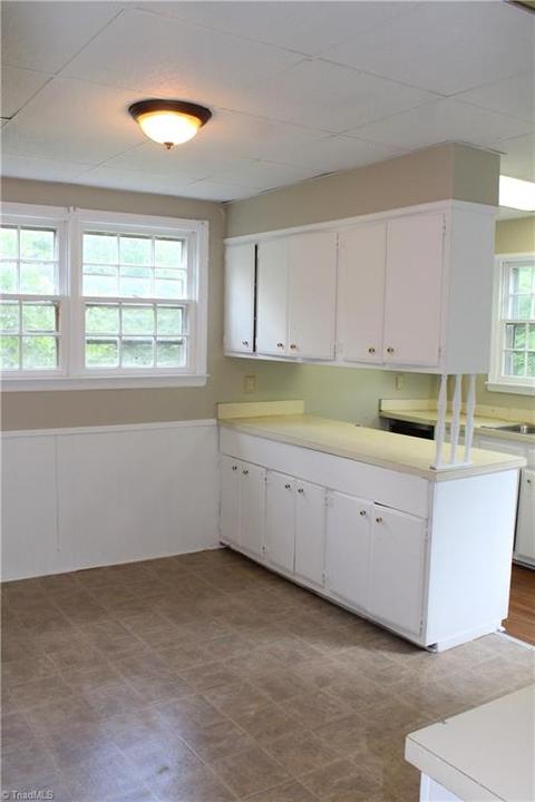 922 Forrest St, High Point, NC 27262 photo 8