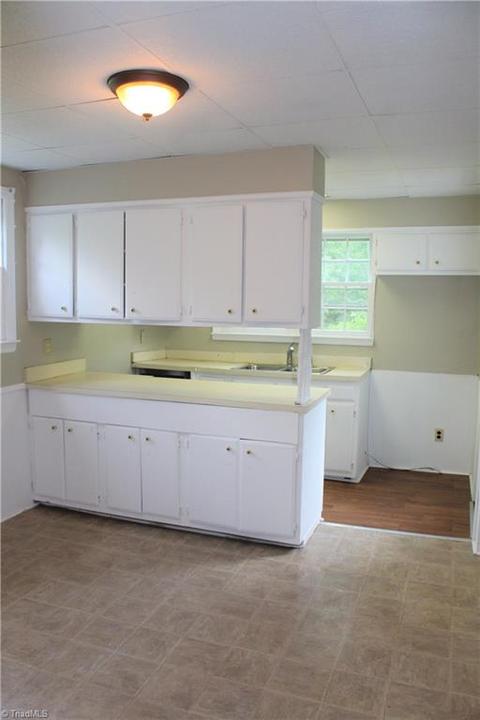 922 Forrest St, High Point, NC 27262 photo 7