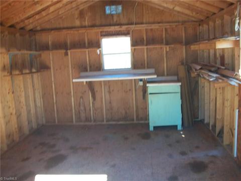 6541 Morgan Ford Rd, Ridgeway, VA 24148 photo 8