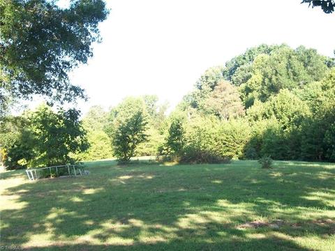 6541 Morgan Ford Rd, Ridgeway, VA 24148 photo 2