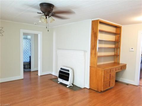 203 Upton St, Randleman, NC 27317 photo 7
