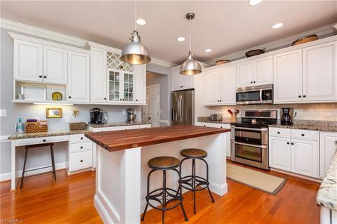 8069 Glengarriff Rd, Clemmons, NC 27012 photo 5
