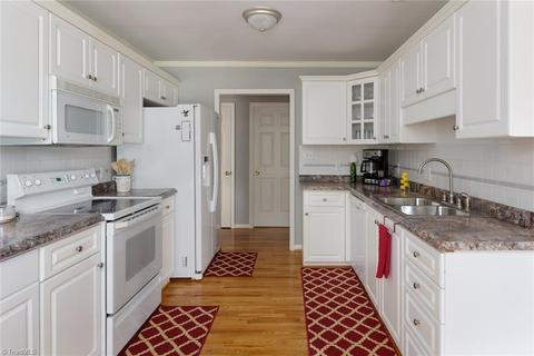 401 Wyndham Ave, High Point, NC 27265 photo 7