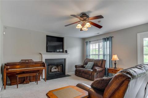 6048 Evans Mill Rd, High Point, NC 27265 photo 4