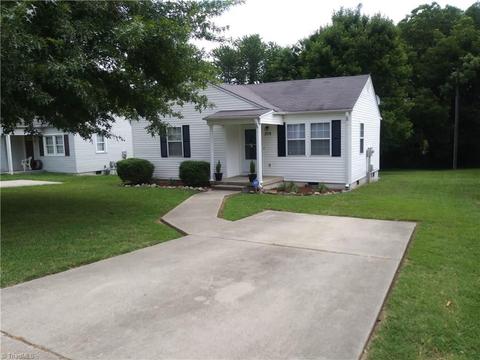 209 Windley St, High Point, NC 27260 photo 3