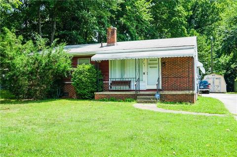 807 Arch St, High Point, NC 27260 photo 1