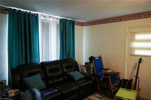 807 Arch St, High Point, NC 27260 photo 10