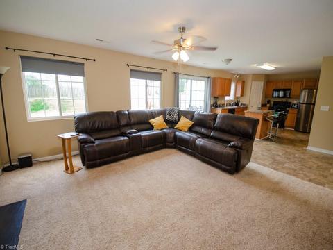 1824 Chatfield Dr, High Point, NC 27260 photo 9