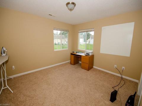 1824 Chatfield Dr, High Point, NC 27260 photo 13