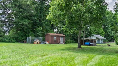 202 Kinview Dr, Archdale, NC 27263 photo 4