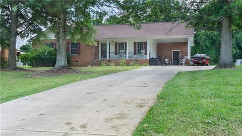 202 Kinview Dr, Archdale, NC 27263 photo 3