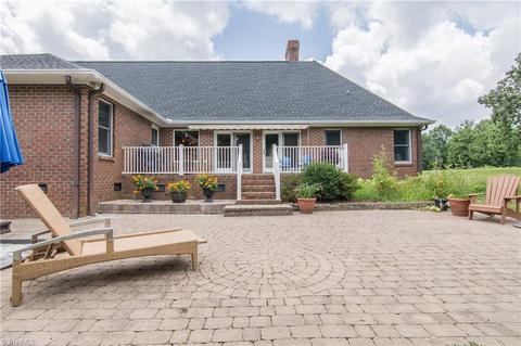 6680 Fairview Church Rd, Trinity, NC 27370 photo 4