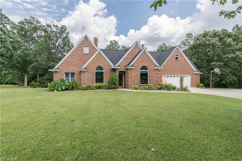 6680 Fairview Church Rd, Trinity, NC 27370 photo 1